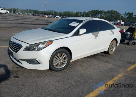 2017 Hyundai Sonata z USA, uszkodzony, nr VIN 5NPE24AF8HH489577